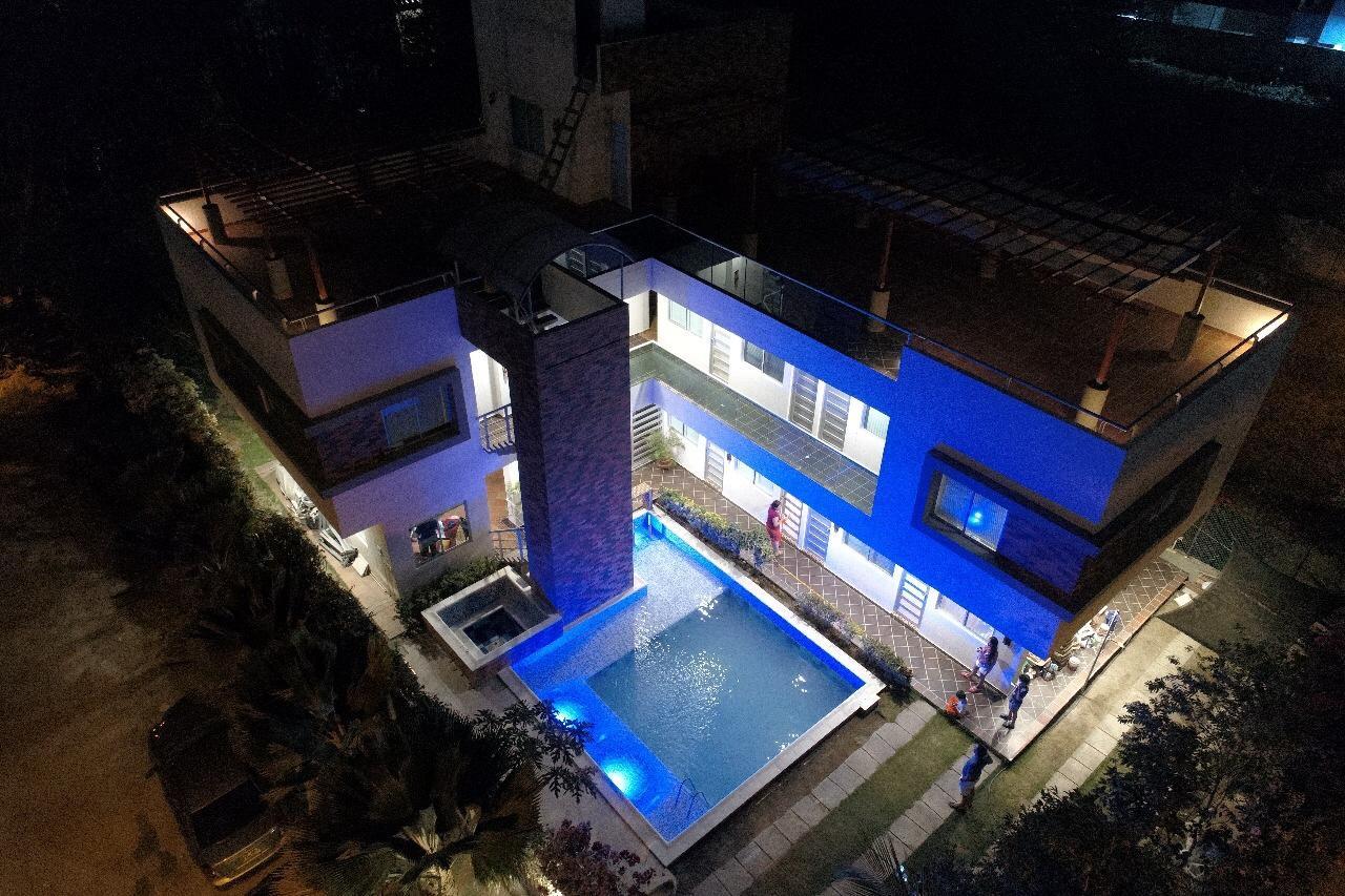 Hotel Donama